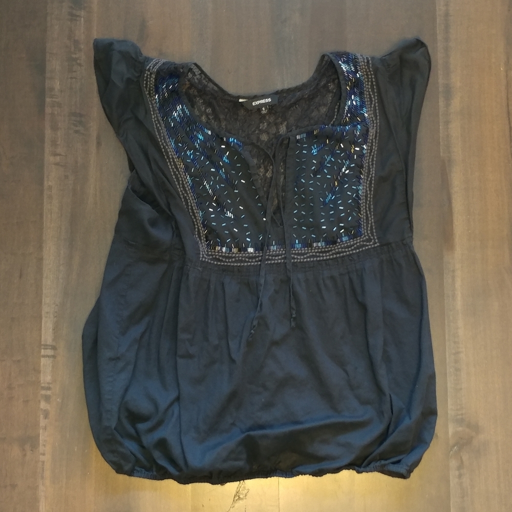 4/$15 Express S Black Top